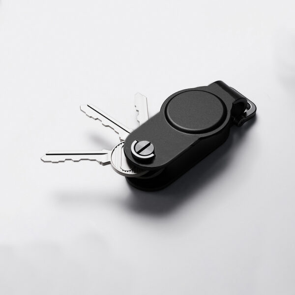 ROUNDFY KEY – Durable Recycled PU Key Organizer with Dual Findy Tracking for Apple FindMy & Google Hub - Image 3